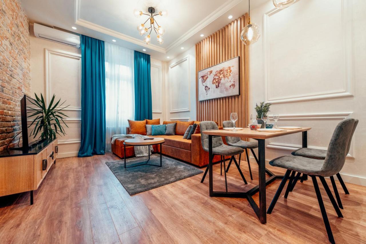 Miha Luxury Apartment Belgrado Esterno foto