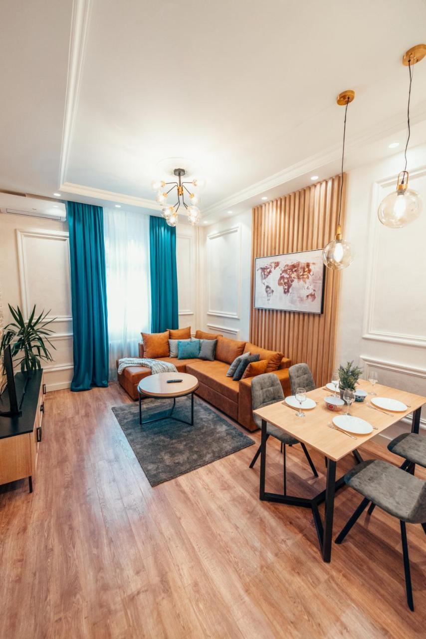 Miha Luxury Apartment Belgrado Esterno foto