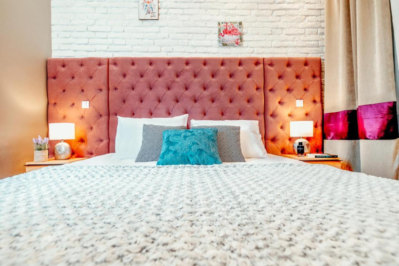 Miha Luxury Apartment Belgrado Esterno foto